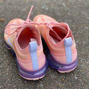 COPY - Nike VaporMax